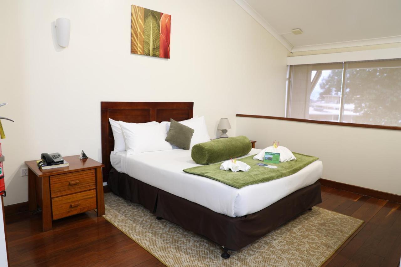 Huon Gulf Hotel Lae Dış mekan fotoğraf