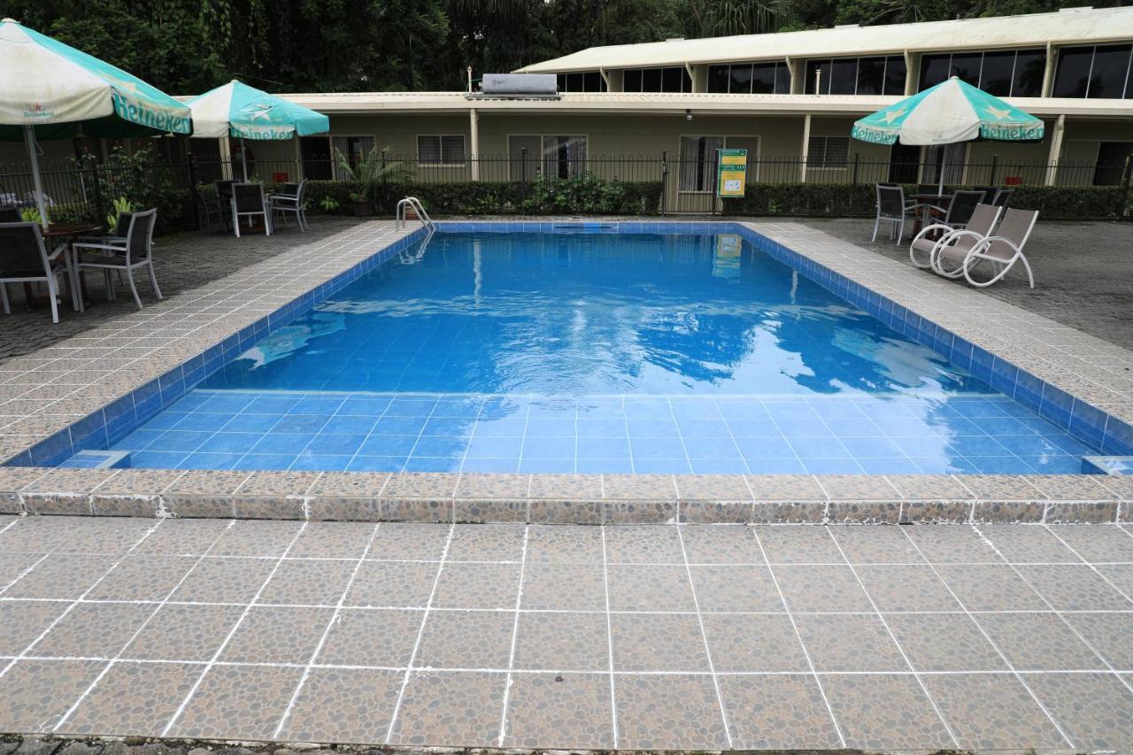 Huon Gulf Hotel Lae Dış mekan fotoğraf